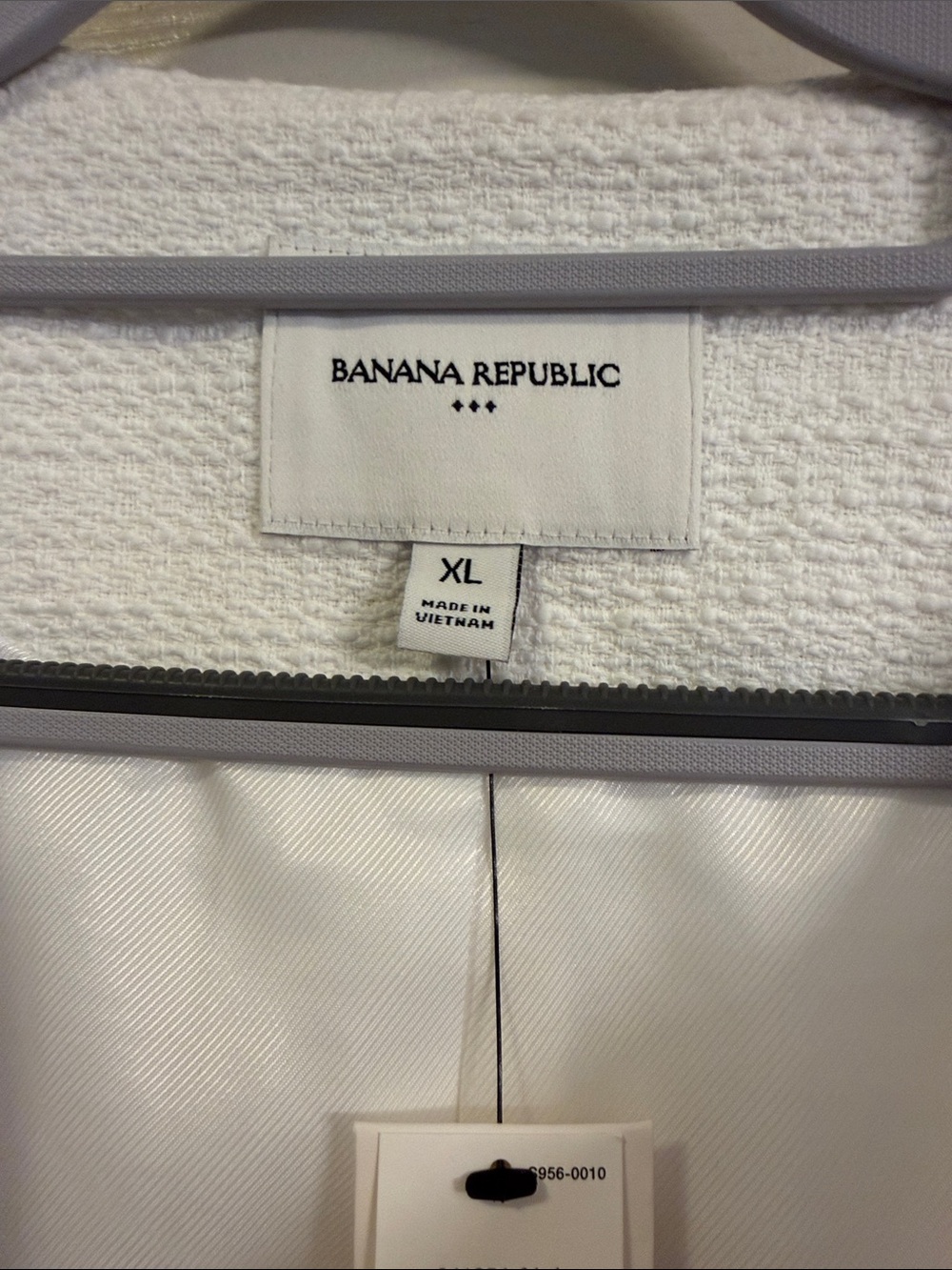 Banana Republic White Collarless Textured Button Jacket - Picture 2 of 10
